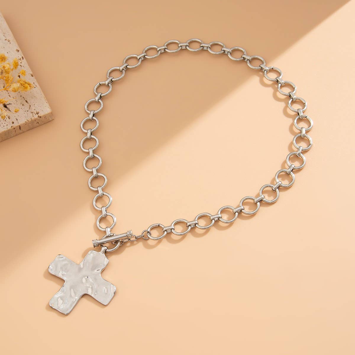 NOTABLE HAMMERED CROSS TOGGLE NECKLACE