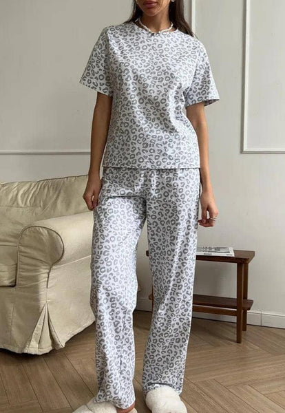 Leopard Print T-Shirt/Pants Pajama Set