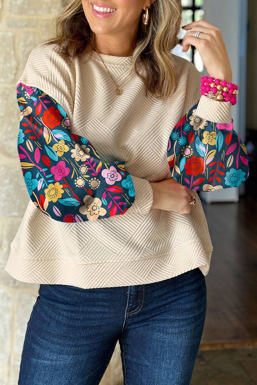 White Contrast Detailed Sleeve Pullover