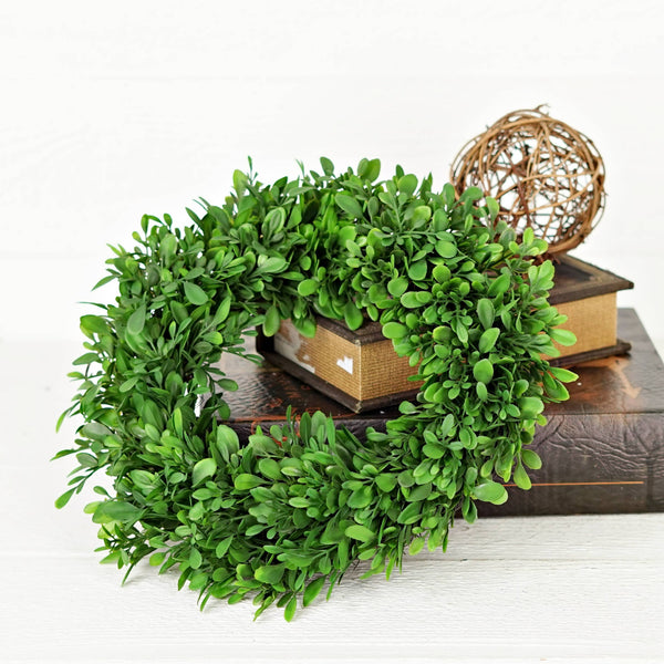 Wreath-Evergreen Boxwood 12"