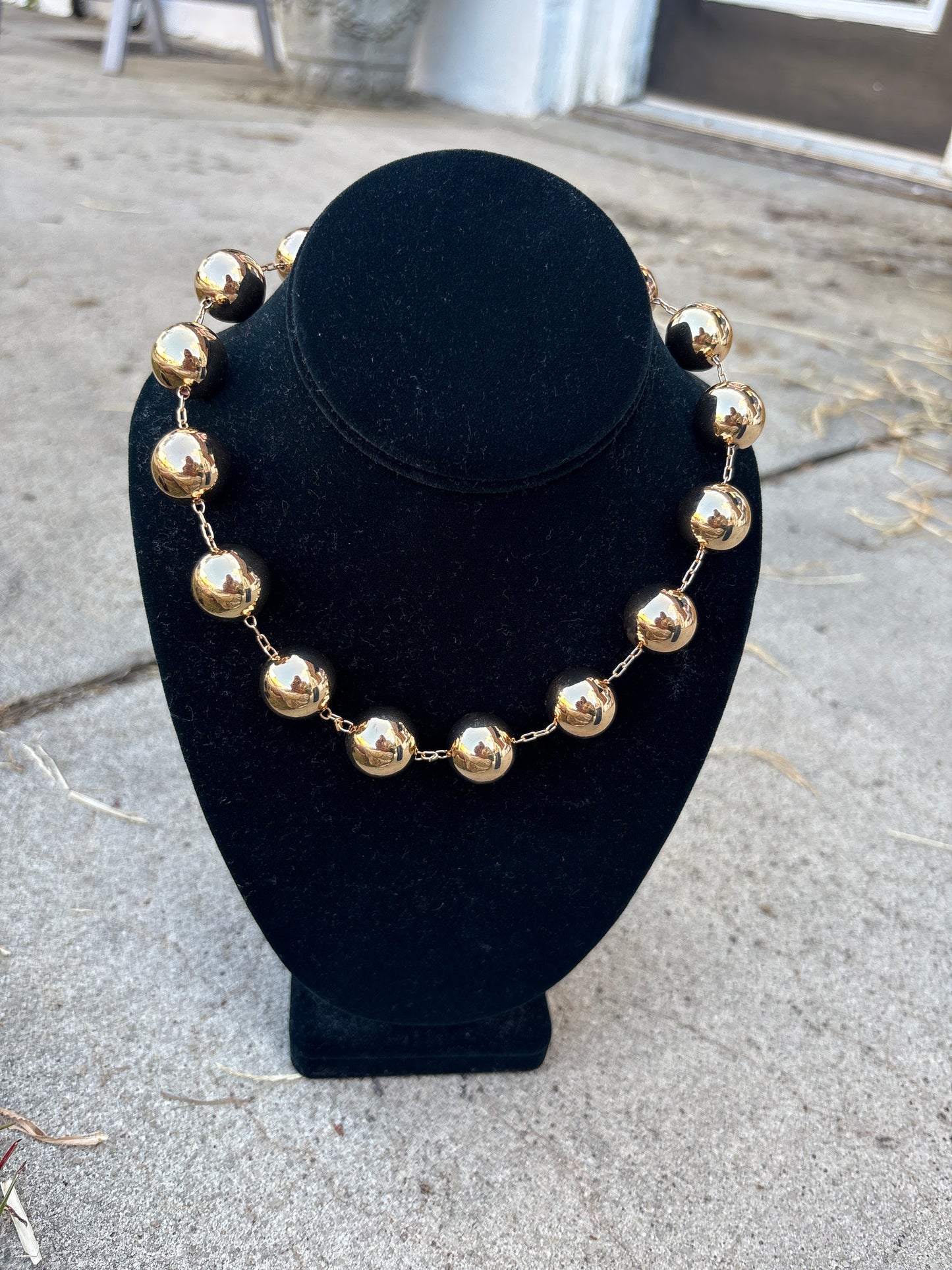 18mm Gold Spherical Chain Necklace