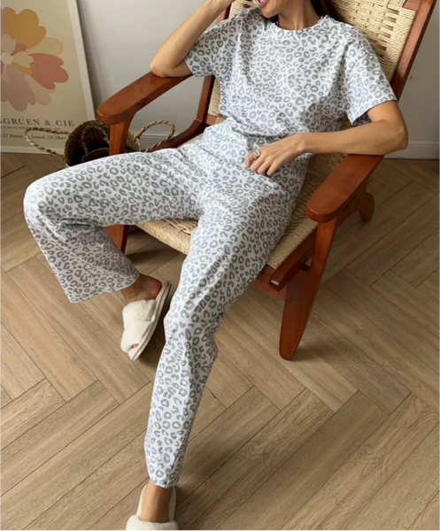 Leopard Print T-Shirt/Pants Pajama Set