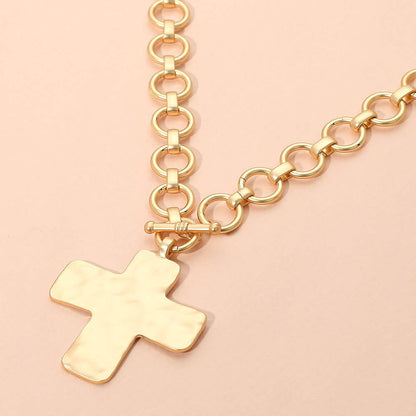 Hammered Cross Pendant Chunky Necklace