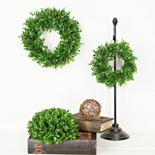 Wreath-Evergreen Boxwood 12"