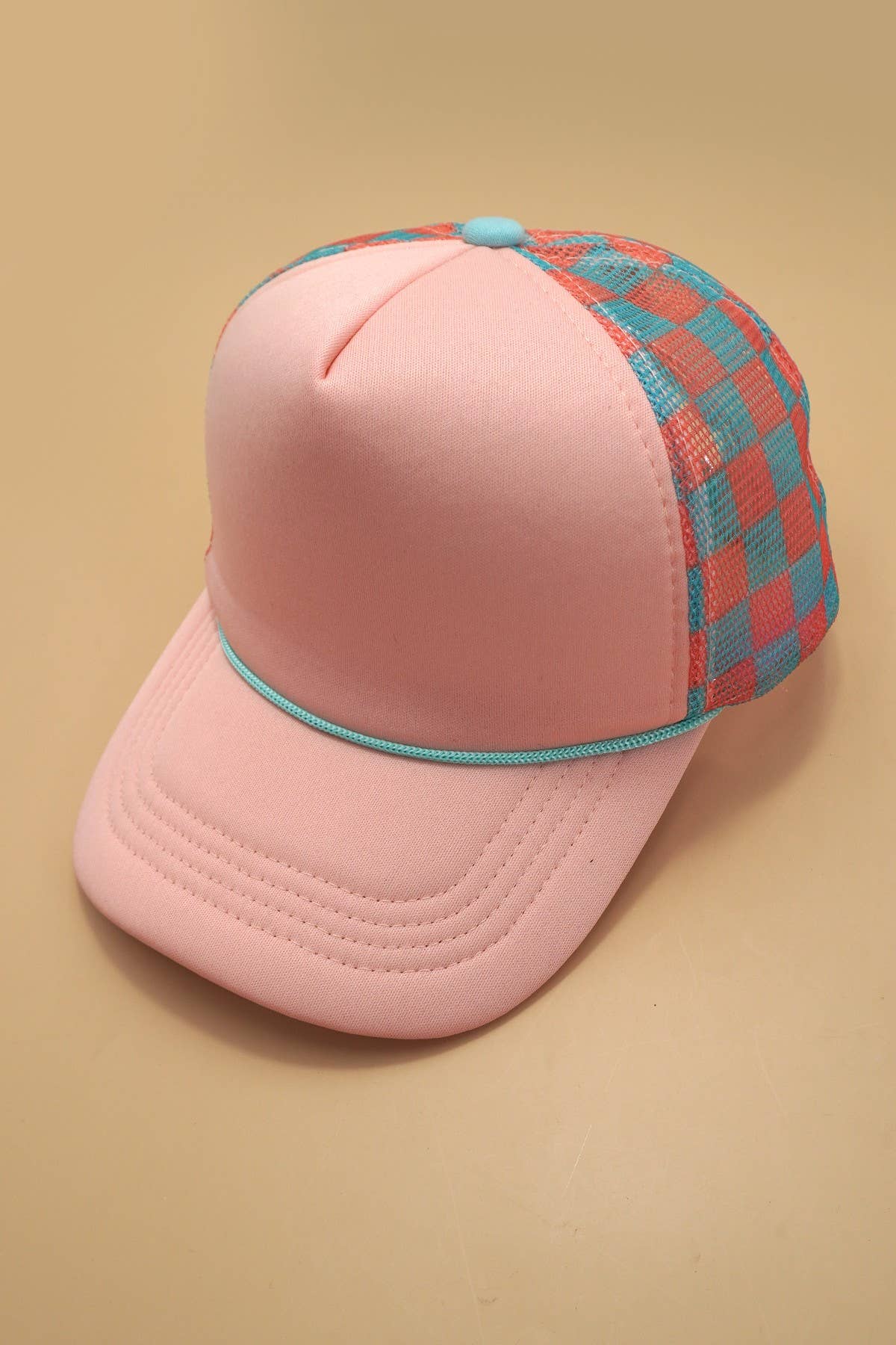FOAM FRONT CHECKERED MESH BACK TRUCKER HAT