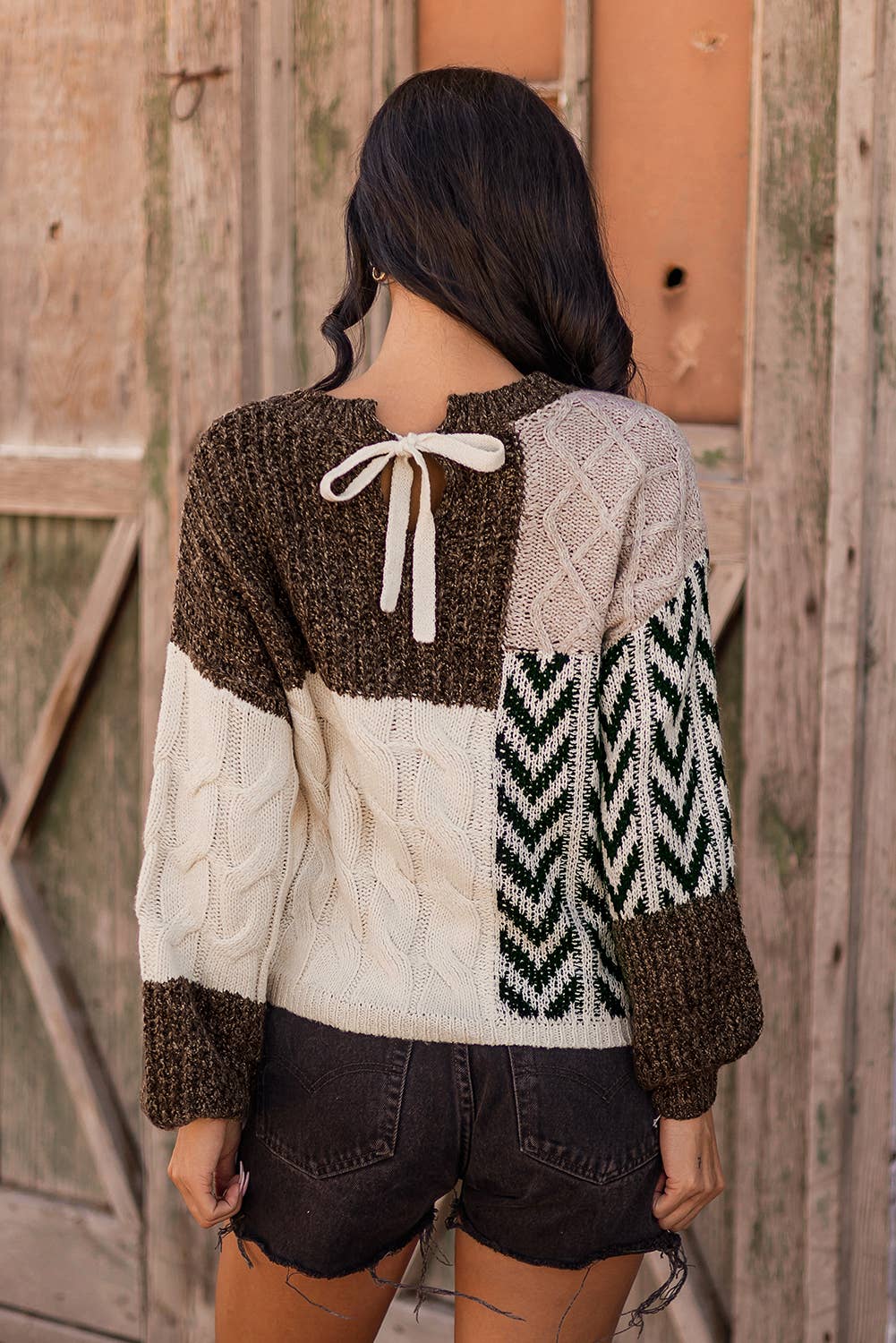 Color Block Patched Knotted Back Sweater