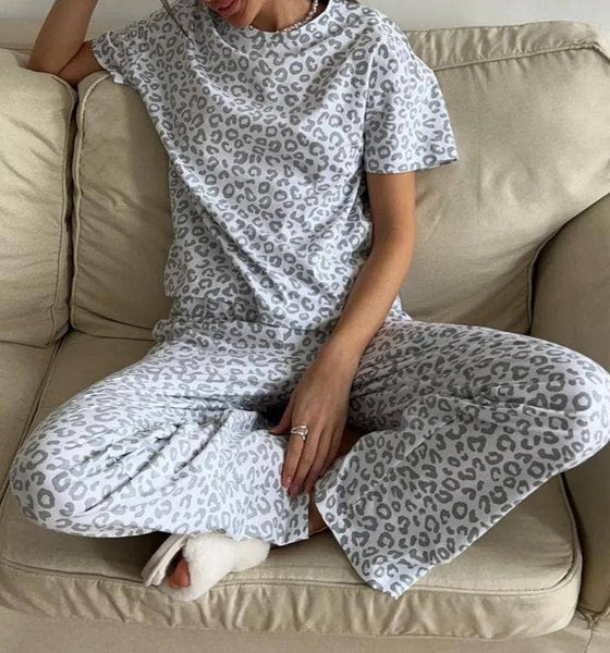 Leopard Print T-Shirt/Pants Pajama Set