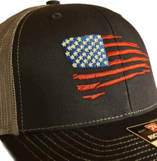 Rinn River Richardson 112 RWB Distressed Flag