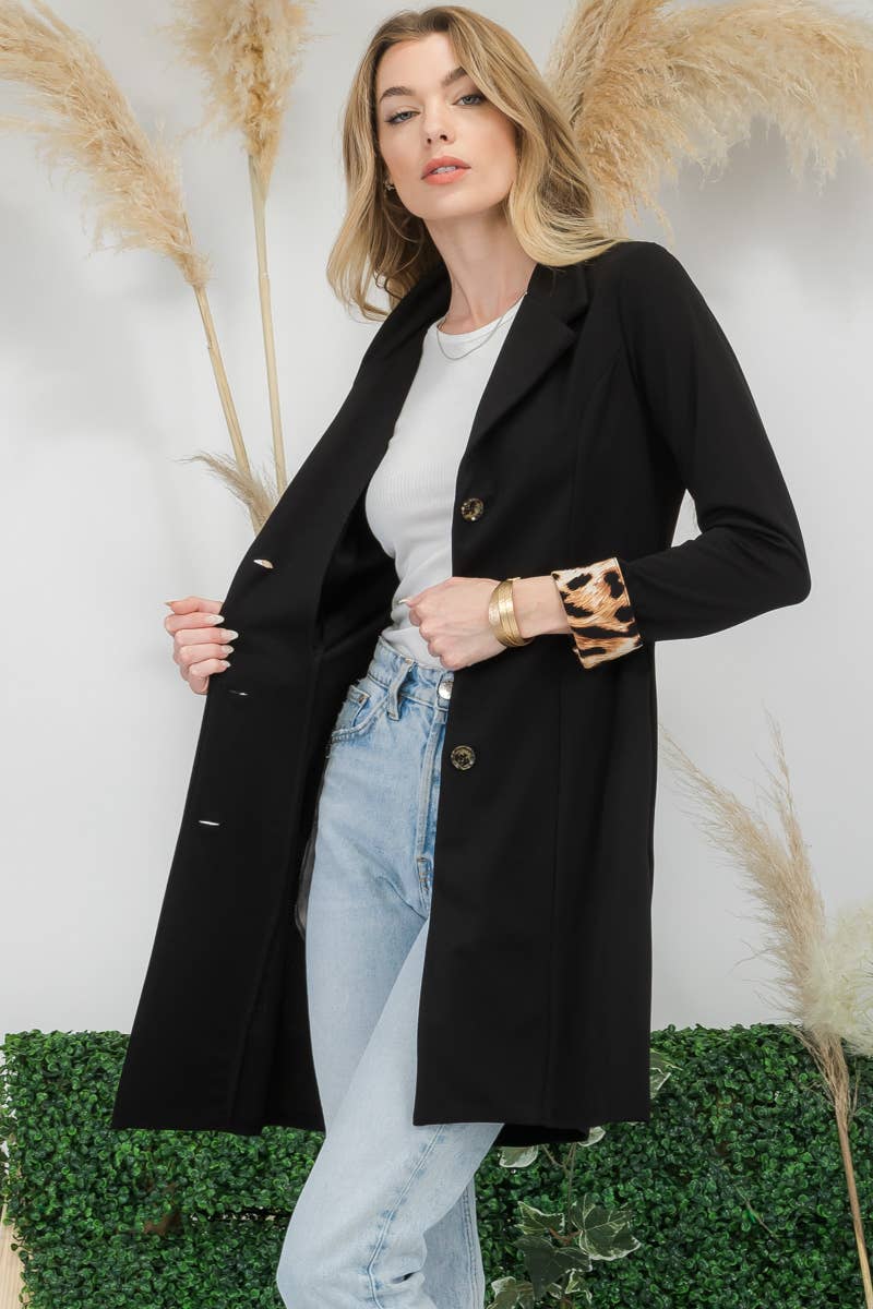 BLACK LONG LENGTH BLAZER WITH LEOPARD ACCENT DETAIL*